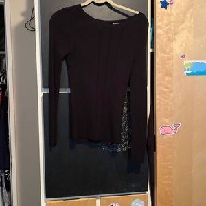 Black long sleeve sweater with Kris Kross back